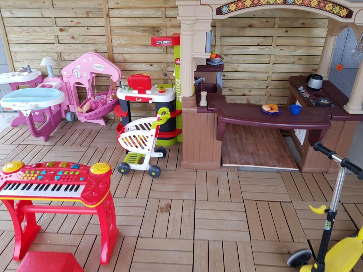 Kids' Paradise House Balatonboglár Exteriör bild